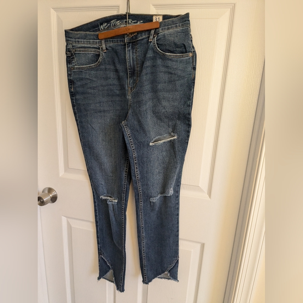 We The Free skinny distressed jeans size 31